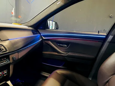 BMW F10 5시리즈 리츠 스마트 엠비언트 2세대. 업그레이드 된 2세대 엠비언트.