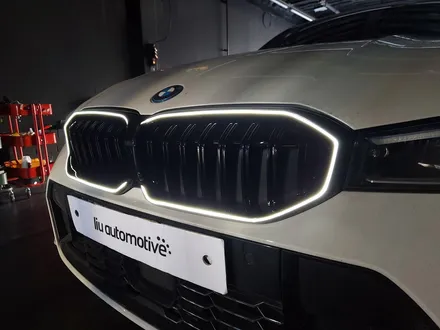 BMW G20 LCI 아이코닉글로우 그릴 설치.