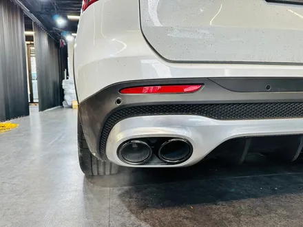 벤츠 GLB 35AMG 사이드스텝 + 블랙 머플러 교체.
