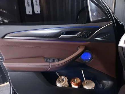BMW 2024 X3 엠비언트 광량업 밝기 확장 시공