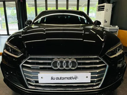 아우디 A5 블랙팩 + RS5 그릴. 아우디 RS 감성으로 완벽하게.