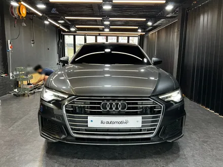 아우디 A6 C8 RS6 그릴 + 안개등 + 디퓨저 + 블랙팩 세트.