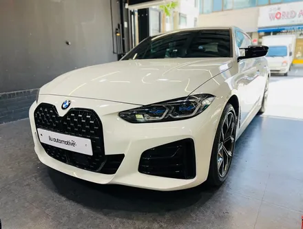 BMW G22 4시리즈 크리스탈 기어봉 교체 시공 작업.