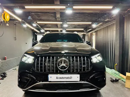 벤츠 GLE 53AMG 전동 사이드스텝.