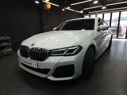 BMW G30 LCI 5시리즈 아이코닉글로우 프론트 그릴