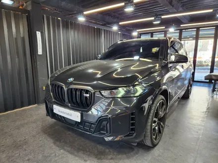 BMW X5 페이스리프트 아이코닉글로우 그릴 + 카본패키지.