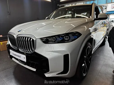 BMW X5 2026 아이코닉글로우 그릴 설치.