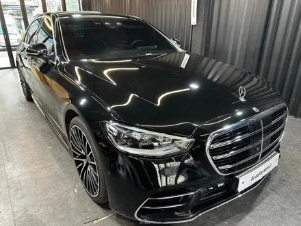 벤츠 S350 S400 숏바디 신차출고 필수 패키지 - S클래스 액티브엠비언트 + 피아노트림 + 4D부메스터 + 천장부메스터.