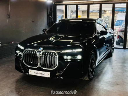 BMW 7시리즈 i7 스카이라운지 엠비언트 인테리어 패키지. / 서울 서초
