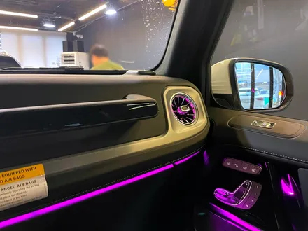 벤츠 G63 AMG 엠비언트 터빈 송풍구 세트. 후석까지 완벽한 엠비언트 송풍구.