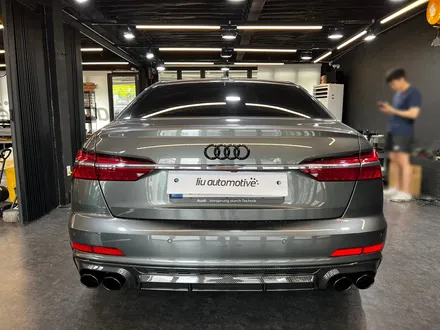 아우디 A6 C8 RS6 그릴 + 안개등 + 디퓨저 + 블랙팩 세트.