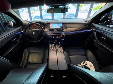 BMW F10 5시리즈 리츠 스마트 실내 엠비언트. 원하는 곳에 엠비언트 포인트 주기.