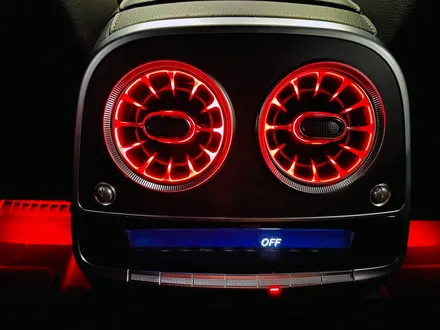 벤츠 W222 S클래스 S350d 송풍구 트위터 엠비언트 세트. 두 가지 엠비언트로 실내 인테리어 연출하기.