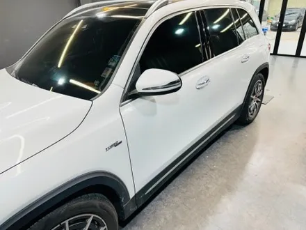 벤츠 GLB 35AMG 사이드스텝 + 블랙 머플러 교체.