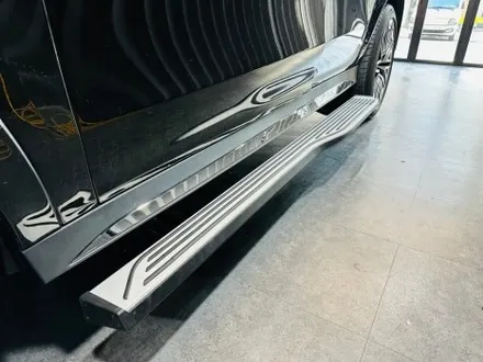 벤츠 GLE 53AMG 전동 사이드스텝.