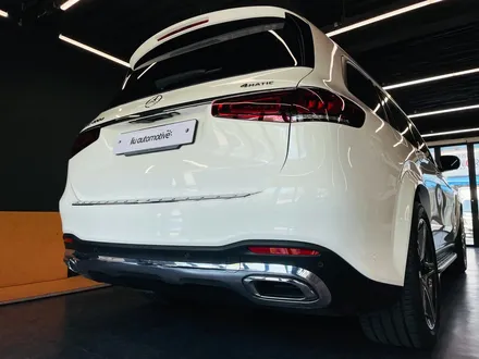 벤츠 신형 GLS AMG GLS63 타입 리어 디퓨저. AMG 리어 디퓨저로 새로워지는 뒷모습.