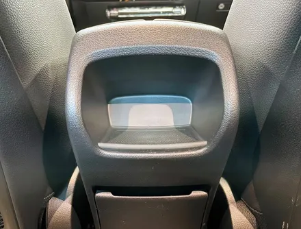 벤츠 C118 CLA250 실내 엠비언트 패키지 + 후석 송풍구. CLA에 추천하는 두 가지 시공.