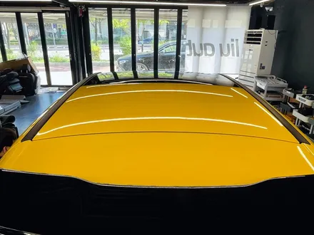 벤츠 A45 AMG 루프스킨 + 인테리어 튜닝 패키지. 부메스터 + AMG 핸들 + AMG 대쉬보드 패널 + 후석 송풍구.