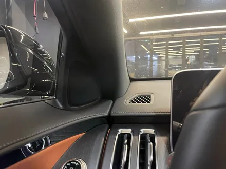 벤츠 W223 S클래스 액티브엠비언트 + 순정 부메스터 4D. 화려한 퍼포먼스, 액티브엠비언트.