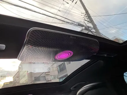 벤츠 W223 S클래스 천장 부메스터 + 액티브엠비언트. 천장 부메스터의 매력.
