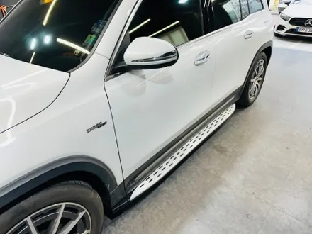 벤츠 GLB 35AMG 사이드스텝 + 블랙 머플러 교체.