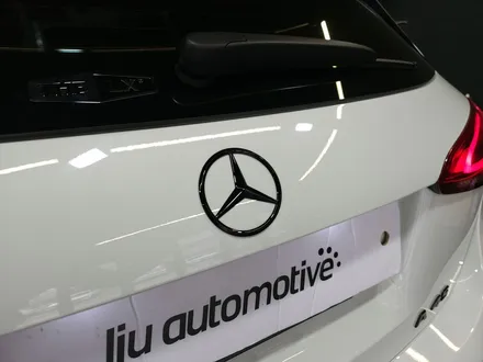 벤츠 A45 AMG 디퓨저 립 + 블랙팩 엠블럼 교체.