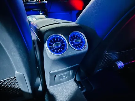벤츠 A45 AMG 순정 엠비언트 확장 + AMG 패널 + 후석 송풍구 + 미드레인지.