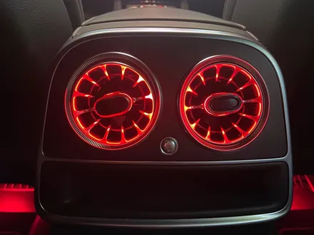 벤츠 W222 S63 AMG 쿠페 송풍구 터빈 엠비언트. 엠비언트 송풍구로 인테리어 드레스업.