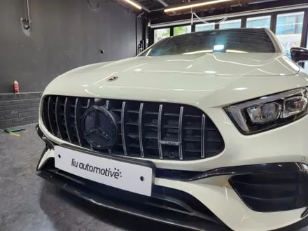 벤츠 W177 A45AMG 순정부품 후석송풍구 생성 + 블랙 엠블럼 교체 세트.