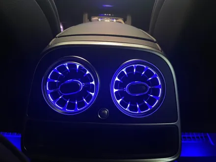 벤츠 W222 S63 AMG 쿠페 송풍구 터빈 엠비언트. 엠비언트 송풍구로 인테리어 드레스업.