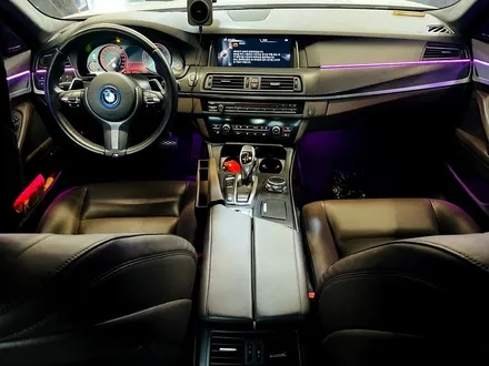 BMW F10 5시리즈 리츠 스마트 엠비언트 2세대. 업그레이드 된 2세대 엠비언트.