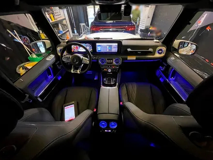 벤츠 G63 AMG 엠비언트 터빈 송풍구 세트. 후석까지 완벽한 엠비언트 송풍구.