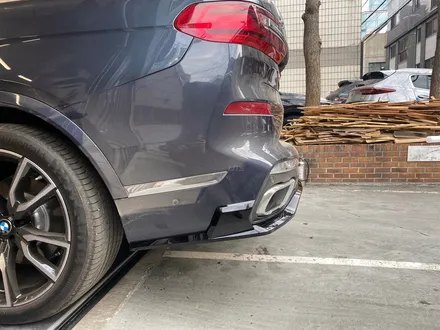 BMW X7 파츠 패키지 (그릴+스포일러+미러+디퓨저+프론트립).