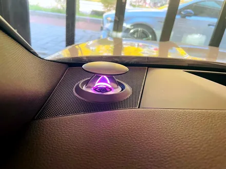 아우디 A7 55TFSI 업다운 전동 트위터 세트.