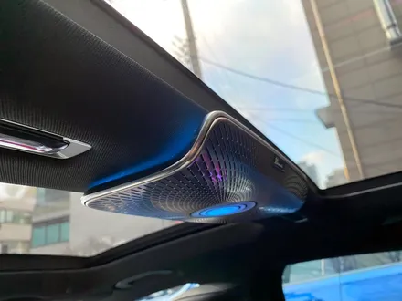 벤츠 W223 S클래스 천장 부메스터 + 액티브엠비언트. 천장 부메스터의 매력.