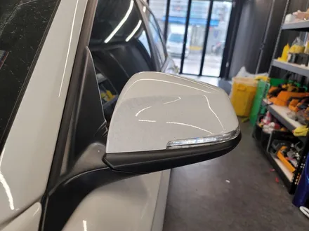 BMW F20 1시리즈 M타입 사이드미러 전체 교체. BMW만의 매력을 어필하는 시공.