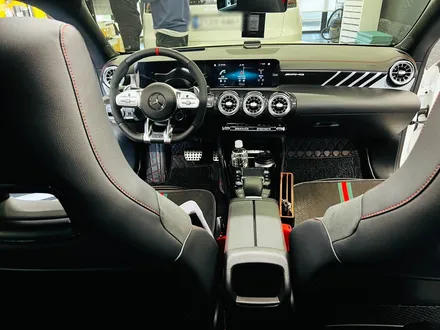 벤츠 CLA45S AMG 2열 후석 송풍구 인스톨. 송풍구 없는 후석에 꼭 필요한 시공.