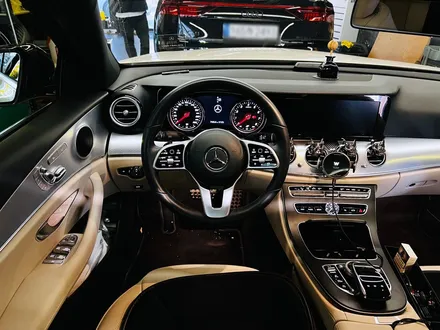 벤츠 W213 E250 E클래스 엠비언트 풀패키지. 송풍구 엠비언트 + 전동 트위터 세트.