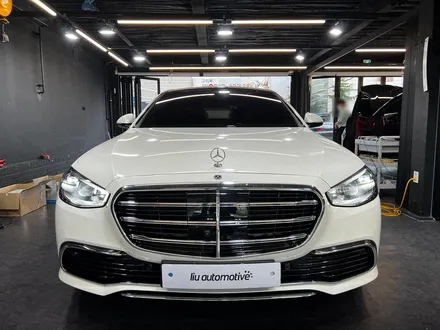 벤츠 W223 S클래스 순정 피아노 라커 트림 교체 시공.
