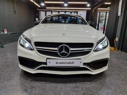 벤츠 C63 AMG 엠비언트 패키지. 리츠 스마트 엠비언트 + 전후면 송풍구.