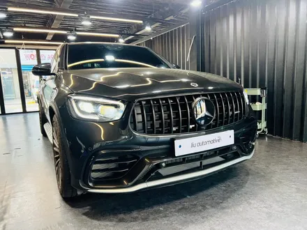 벤츠 GLC 63AMG 엠비언트 풀패키지.