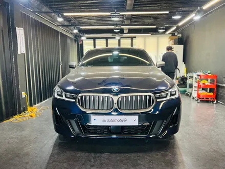 BMW 6GT 크리스탈 기어봉 교체 세트.