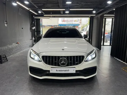 벤츠 W205 C63 AMG 송풍구 엠비언트 시공.