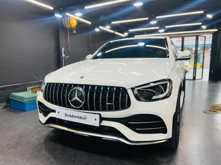 벤츠 GLC 43AMG 엠비언트 풀패키지 (송풍구+트위터 외).