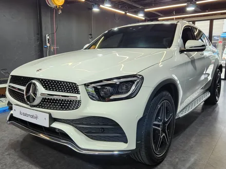 벤츠 2023 GLC 송풍구 + 대시보드 엠비언트 추가 설치.