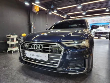 아우디 A6 C8 실내 콰트로 엠비언트 추가.