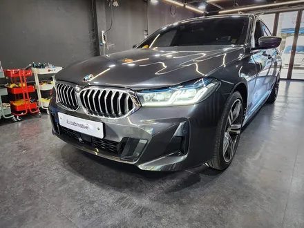 BMW 6GT 블랙팩 크롬죽이기 그릴 + 머플러 + 윈도우트림 + 엠블럼.