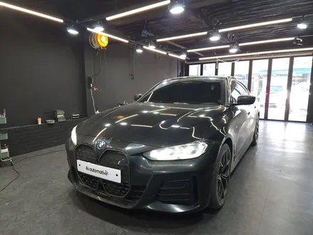 BMW i4 실내 카본 인테리어 + 리츠 광각미러 + 크리스탈 기어노브 세트.