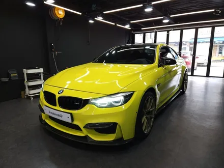 BMW M4 랩핑 - 오렌지 컬러