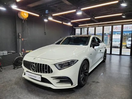 벤츠 CLS 신형 마우스 패드 교체.
